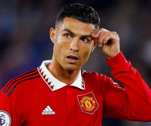 Gặp Ten Hag quyết định 'ba mặt một lời', Ronaldo khó có cửa ở lại MU