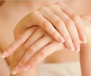 Bàn tay phụ nữ có 4 điểm này, cả đời ăn sung mặc sướng