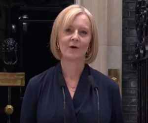 Bà Liz Truss nói gì khi ông Rishi Sunak trở thành thủ tướng?