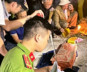 Khởi tố vụ án đào trộm lấy hài cốt, đòi 300 triệu tiền chuộc
