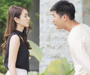 Vô tình gặp vợ cũ ở bến xe, chồng chết lặng biết sự thật phũ phàng chôn giấu suốt 3 năm qua