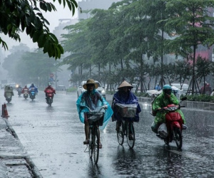 Thời tiết ngày 26/10: Hà Nội có mưa rào và dông, sáng sớm trời lạnh