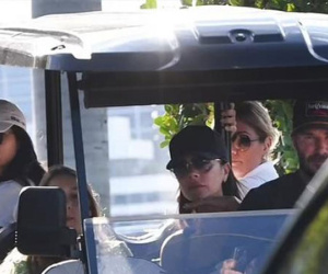 Gia đình Beckham đi chơi trên du thuyền hơn 124 tỷ, hành động của Brooklyn và Nicola làm dấy lên tin đồn về 'mối thù' mới