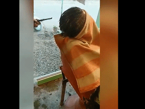 Cắt tóc theo cách 'độc lạ', thanh niên trả giá đắt cho mái đầu của mình