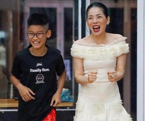 Lệ Quyên trải lòng về 12 năm nuôi con: Thường xuyên phải xa nhà, tiết lộ luôn đóng vai ác với quý tử