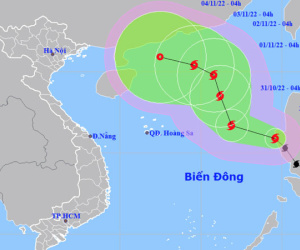 Bão số 7 đi lúc nhanh lúc chậm, tiếp tục mạnh thêm