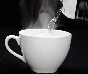 2 loại nước gây K cực nhanh được WHO công nhận: Loại thứ 2 ai cũng dùng mỗi ngày