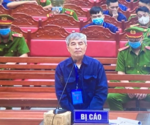 Vụ buôn lậu 200 triệu lít xăng: Phan Thanh Hữu khai về việc 'bôi trơn'