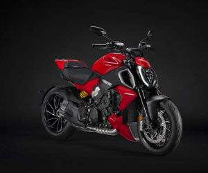 Ducati Diavel V4 2023 'lột xác' với diện mạo hoàn toàn mới