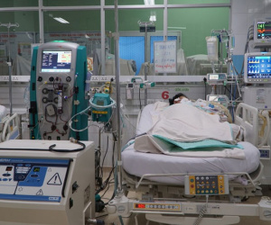 Mắc sốt xuất huyết nặng, bệnh nhân tốn cả trăm triệu đồng viện phí, gia đình lâm vào bi kịch