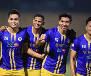 Trước vòng 23 V.League: Ngôi đầu nóng bỏng, nhóm trụ hạng căng thẳng