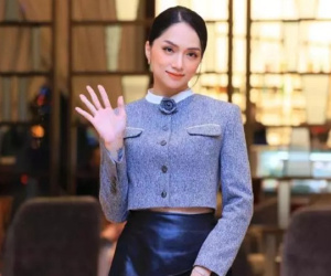 Hương Giang bị dân mạng 'đào lại' màn hát live gây tranh cãi