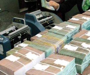Gần 900.000 tỷ 'nằm' ở ngân hàng, chậm giải ngân: Trách nhiệm của ai, vì sao?