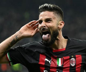 Van Dijk coi Giroud là tiền đạo khó đối phó nhất, không phải Ronaldo hay Haaland