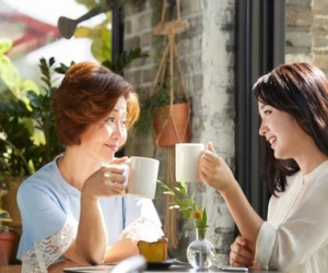 Con dâu ngỡ ngàng khi mẹ chồng đưa 20 triệu và bảo đi du lịch