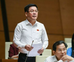 Bộ trưởng Nguyễn Hồng Diên: Cả chục hồ sơ xin cấp phép kinh doanh xăng dầu trên bàn lãnh đạo bộ