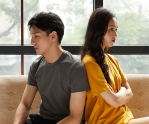 Ngượng đỏ mặt vì chồng khai hết chuyện phòng the cho người ngoài biết