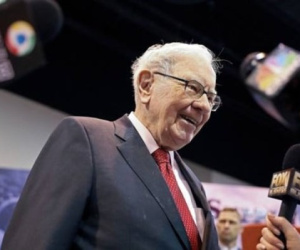 Tập đoàn của tỷ phú Buffett lỗ 2,6 tỷ USD vì chứng khoán, thiên tai