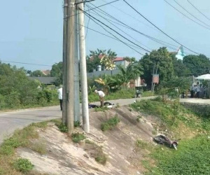 3 người trong gia đình tử vong sau va chạm với xe tải