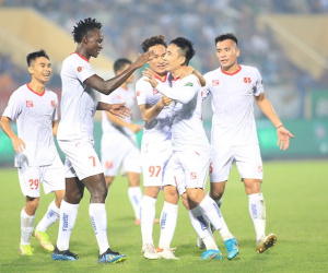 Cục diện V.League: Viettel trở thành cựu vương, TP.HCM trụ hạng