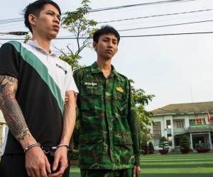 Bắt một game thủ có lệnh truy nã
