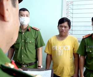 Làm giả 5 sổ đỏ rồi mang đi lừa đảo khắp nơi