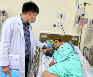 Bệnh nhân bất ngờ mở mắt khi gia đình chuẩn bị hậu sự sau tai nạn giao thông