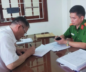 Trục lợi xét nghiệm COVID-19, cựu Giám đốc Trung tâm y tế thị xã bị khởi tố