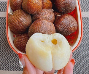 Loại quả bên ngoài thô ráp, bên trong đắt tiền gây 'sốt' chợ mạng
