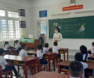 Tăng lương cơ sở lên 1,8 triệu, lương giáo viên tiểu học cao nhất là bao nhiêu?