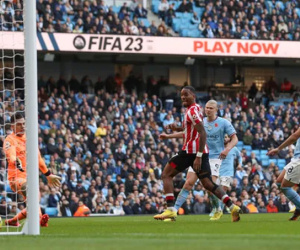 Haaland 'tắt điện' toàn tập, Man City thua đau ở phút 90+8
