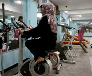 Taliban cấm phụ nữ tới phòng gym, nhà tắm công cộng