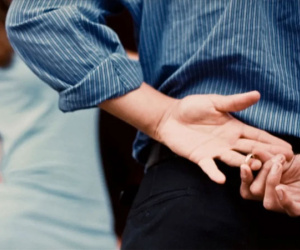 Độ tuổi đàn ông dễ ngoại tình nhất, lý do nhiều chị em bất ngờ