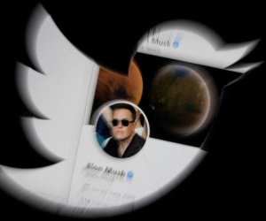 Elon Musk hé lộ thời điểm mở lại dịch vụ thu phí 'tick xanh' Twitter