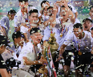 Sau vòng 25 V.League 2022: Bùng nổ khán giả, xác định ngôi vương