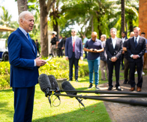 Tổng thống Biden nói khó có khả năng tên lửa rơi ở Ba Lan được phóng từ Nga