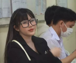 Hot girl từng xô xát Trang Nemo lộ nhan sắc thật khi bị chụp lén