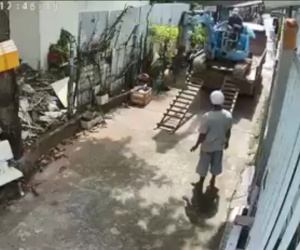 Tai nạn thương tâm của người lái máy xúc khiến nhiều người không khỏi 'rùng mình'