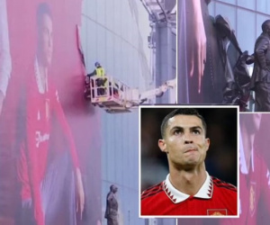 Thực hư vụ MU xóa bỏ hình ảnh của Ronaldo bên ngoài sân Old Trafford vì phỏng vấn tranh cãi