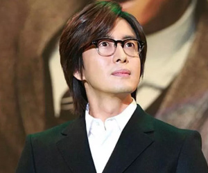 Bê bối cuối của 'ông hoàng Hallyu' Bae Yong Joon trước khi giải nghệ