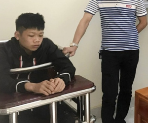 Thanh niên 16 tuổi dùng dao cứa cổ chủ hiệu cầm đồ để lấy lại xe máy