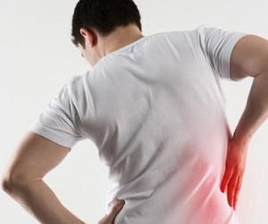 Đau âm ỉ hông lưng, người đàn ông phát hiện bệnh hiếm gặp