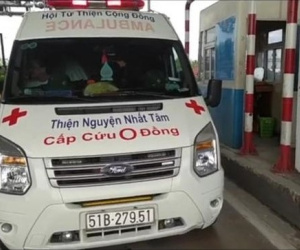 Xác minh vụ 'xe cấp cứu' náo loạn trạm BOT