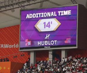Vì sao các trận World Cup 2022 bù giờ lên tới hơn chục phút?