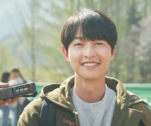“Cậu út nhà tài phiệt” bị chê lọc mặt Song Joong-ki quá đà!