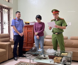 Làm giả hồ sơ dự thầu, chủ tịch thị trấn và lãnh đạo doanh nghiệp bị khởi tố