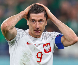 Lewandowski đá hỏng phạt đền, Ba Lan chia điểm Mexico