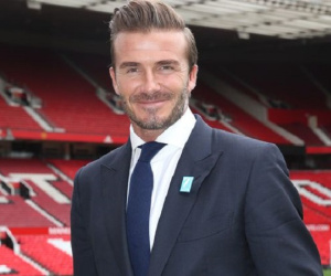 Nhà Glazer rao bán, Beckham lập tức đàm phán mua lại MU