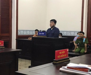 Đâm hàng xóm suýt mất mạng vì mở máy phun sương làm ướt đàn gà