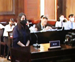 'Dì ghẻ' Nguyễn Võ Quỳnh Trang khóc nức nở, nói 'không hiểu vì sao đã làm vậy'